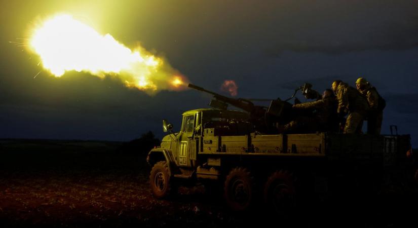 Az ukrán légvédelem szombatra virradóra több mint 206 ellenséges drónt lőtt le és hatástalanított 223 támadóból