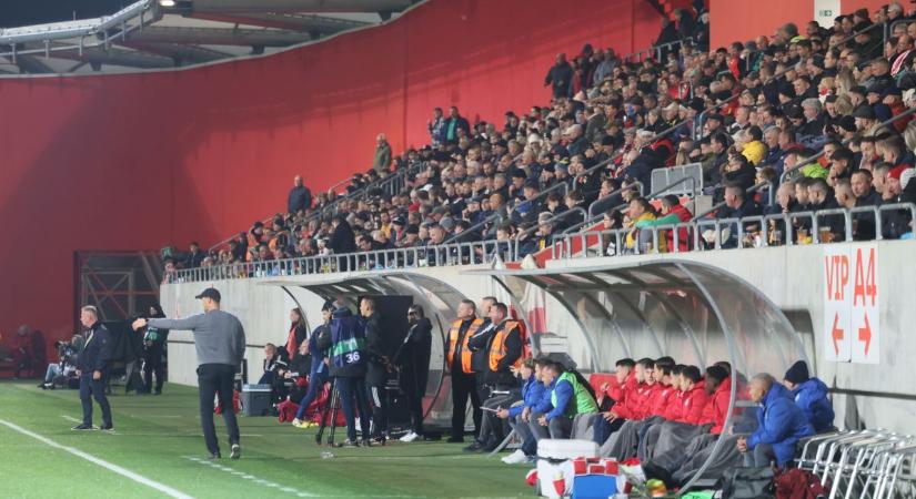 Révészben is, Bódogban is maradt hiányérzet a vármegyei rangadón (szurkolói galériával)