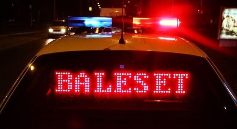 Karambol Nyíregyházán! Mentők a helyszínen!