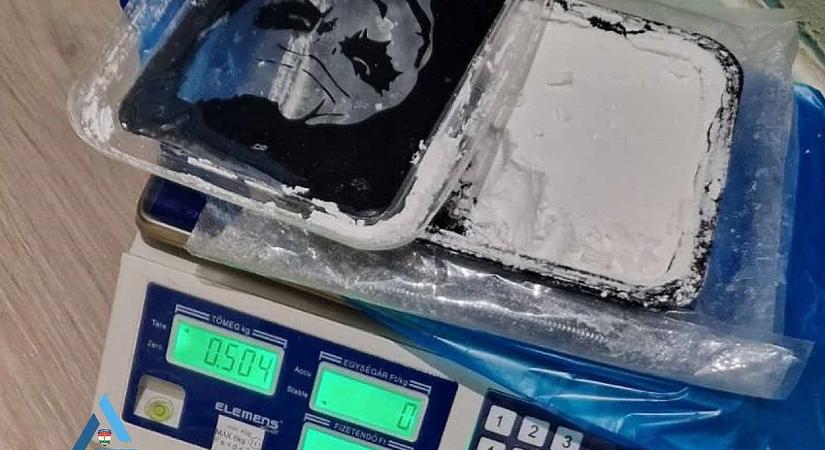 55 milliós drogfogáshoz vezetett 10 gramm marihuána