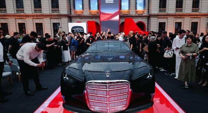 A Mercedes nem viccel – Az új Vision Iconic mindenkit lenyűgözött