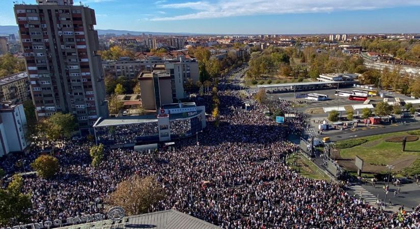 Hirtelen országos gyásznappá nyilvánította a szerb kormány az újvidéki tragédia évfordulóját