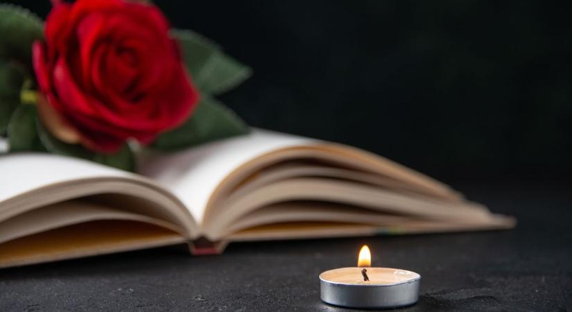 Versek mindenszentekre és halottak napjára – 5 megható vers az emlékezéshez