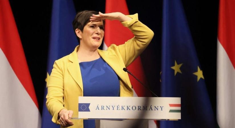 A DK erőteljesen küzd a figyelemért és az 5%-ért – Dobrev Klára feljelentést tesz az Orbán-kormány kémbotránya miatt