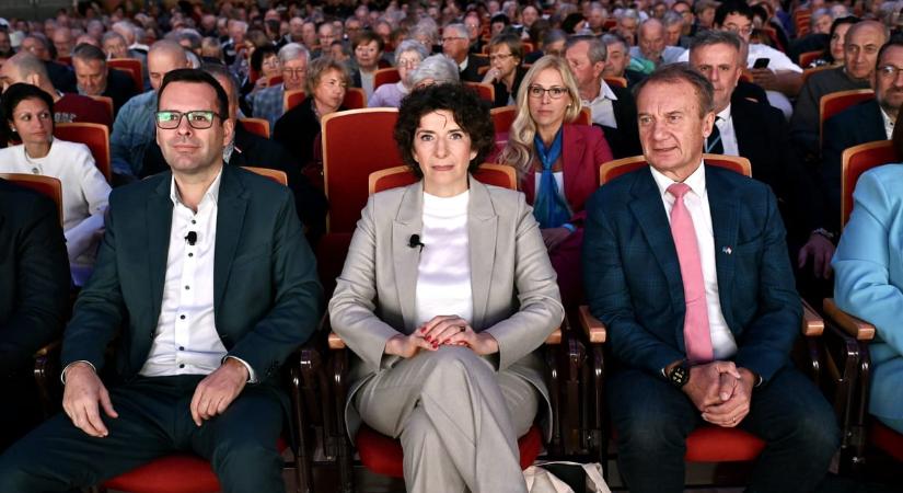 Magyar Péter etikai kódexes javaslata után beindult a politikusok fantáziája