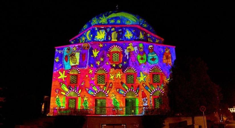 A te gyereked festheti ki a legnépszerűbb pécsi épületet!