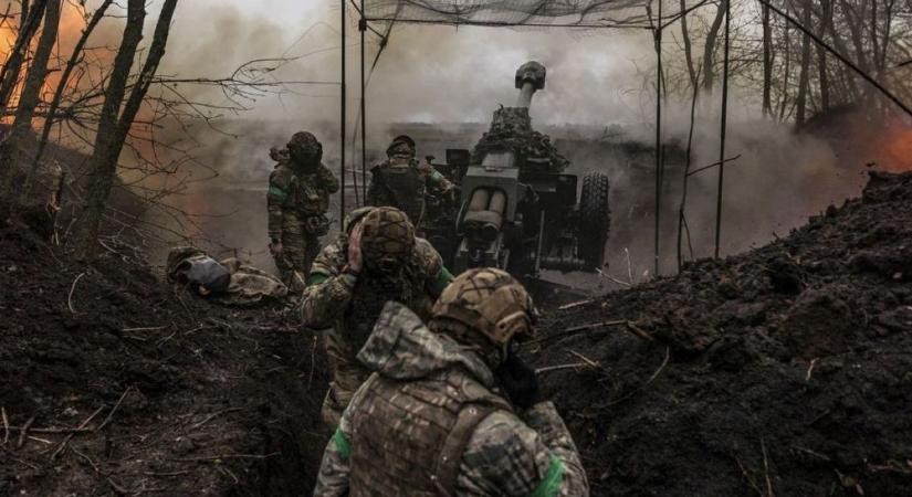 Drámai képsorok: pokoli a helyzet az ukrán erődváros körül (VIDEÓ)