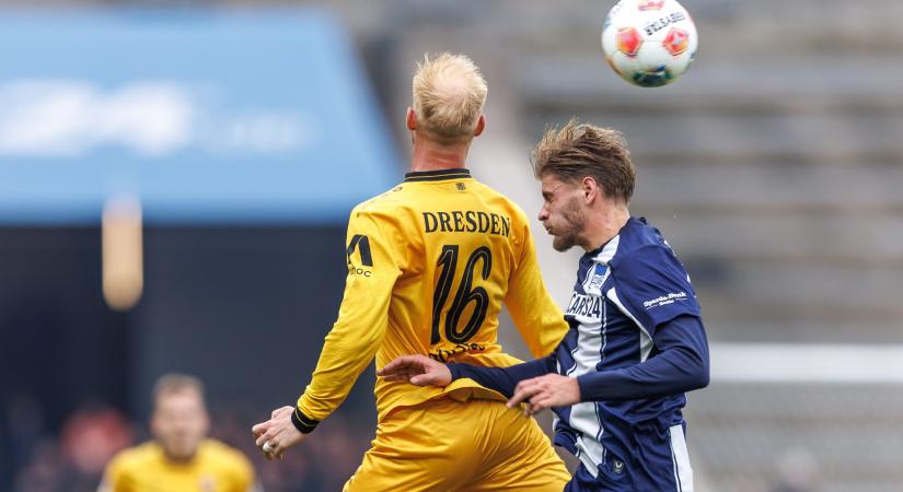 Légiósok: Tóth őrült bravúrt mutatott be, lehúzta a rolót a Leicester otthonában; Dárdaiék is lenullázták ellenfelüket - videó