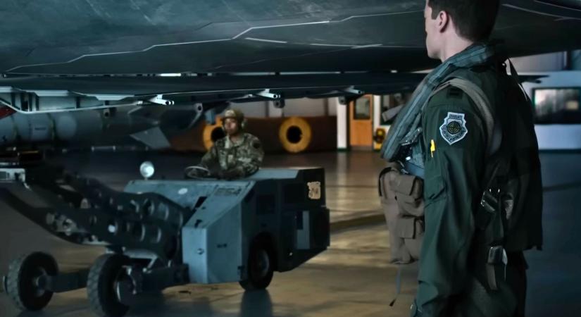 TOPLISTA: Ez MOST a 10 legfelkapottabb film a magyar nézők körében, simán lenyomta a mezőnyt a Netflix-thriller (44. hét)