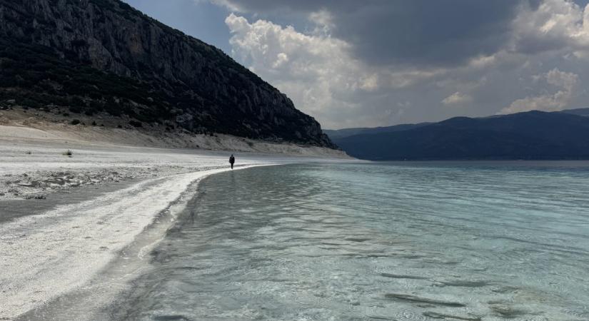 A Maldív-szigeteken mostantól soha életükben nem gyújthatnak rá, akik 2007 után születtek