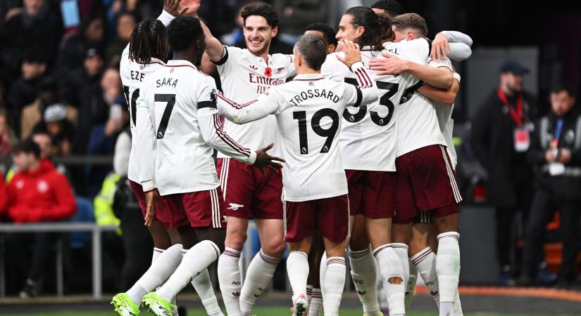 Simán nyert az Arsenal, pontot mentett a Manchester United