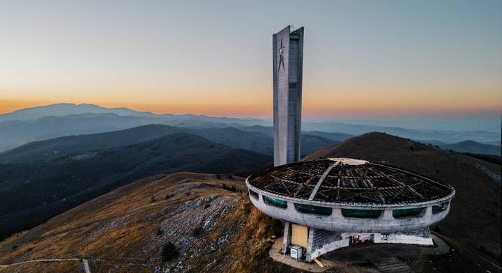 Ezek a világ legszebb elhagyatott épületei: egyikük olyan, mint egy űrállomás