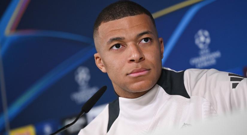 Csodajárgányt kapott Kylian Mbappé, mégsem vezetheti – fotó