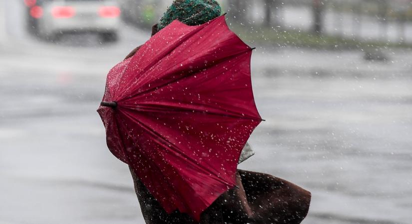 Frontális csapadékzóna tör be az országba, már tudjuk mikor ér ide