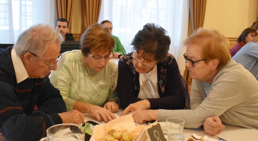 Rekordszámú jelentkező az idei ceglédi nyugdíjas vetélkedőn