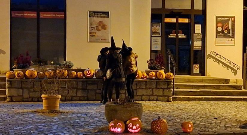 Betiltotta a polgármester a Halloweent: „Én sem megyek betlehemezni Izraelbe”