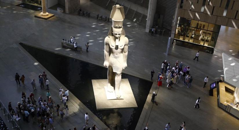 Mi az: 15 évet csúszott az átadása, egymilliárd dollárba került és megmentheti egy 120 milliós ország gazdaságát?