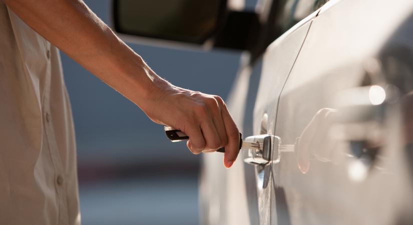 Ezért kerül egyre több autókulcs a mikróba – meglepő, de hatékony