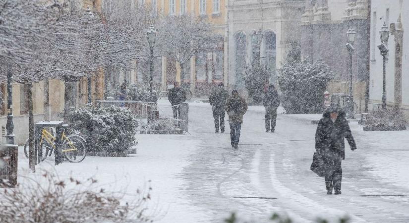Meglépte az időjárás: napokon belül fehéredhet a Bükk – de a városokban meglepő fordulat jöhet!