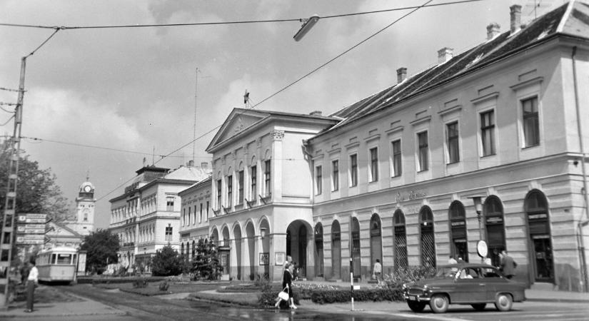 Kvíz! Melyik magyar városban készült ez a régi fotó?