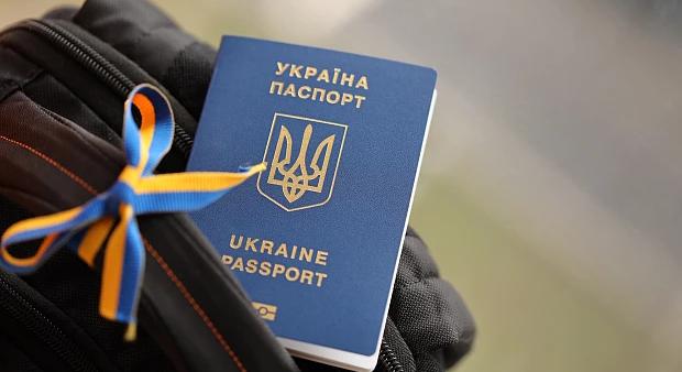 Ukrajnában megszűnik a meghosszabbított útlevelek érvényessége – csak biometrikus dokumentummal lehet utazni