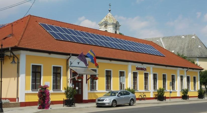 Lemondott képviselő, új tanácsnokok - változott a lőrinci testület