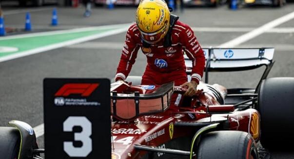 Vasseur: Minden borulhat 2026-ban