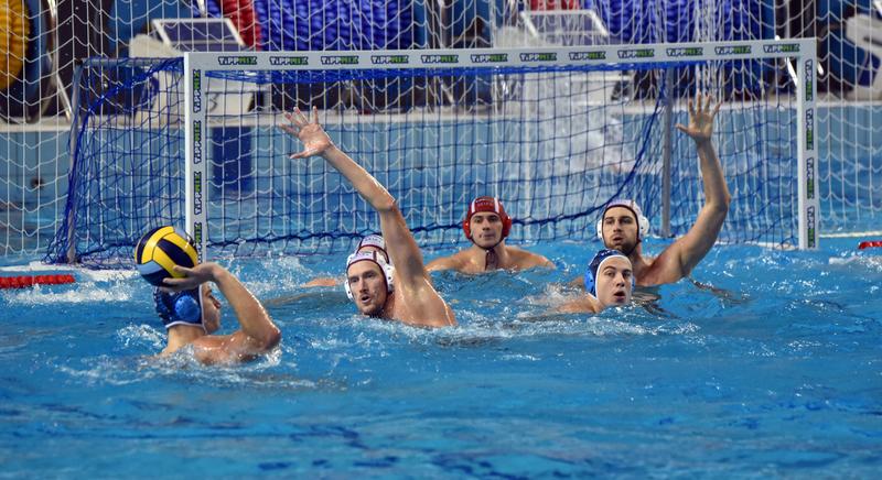 Nem borult a papírforma