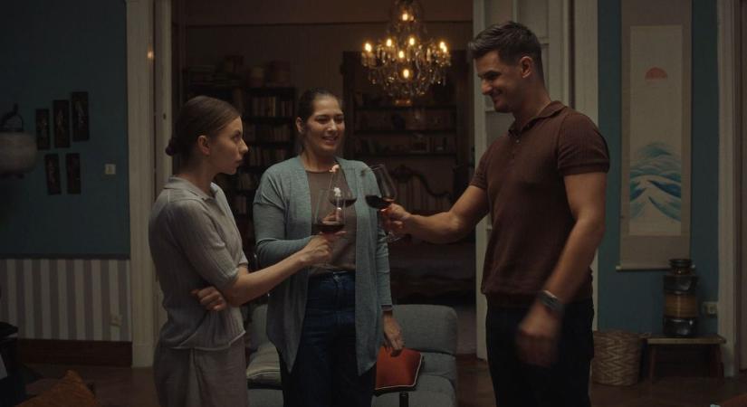 Tarol az Oscar-díjas rendező új filmje: a CineFest közönségdíjasa külföldön is hódít