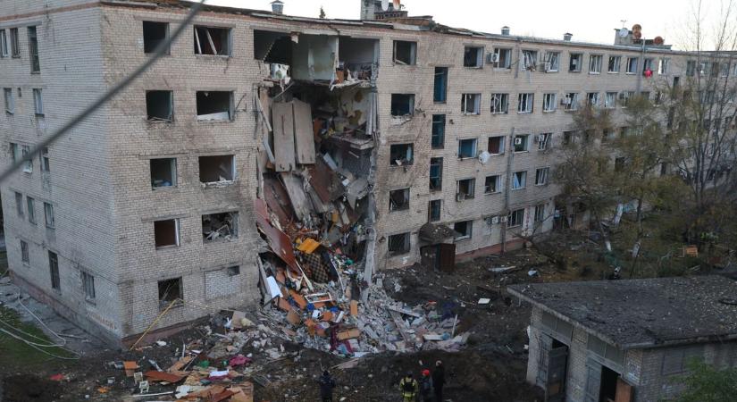 Putyin lekapcsolta a villanyt az ukránoknál: példátlan károkat okozott az éjjeli légitámadás