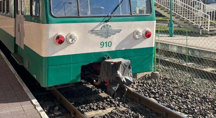 Baleset történt Budapest III. kerületében, szünetel a HÉV forgalma