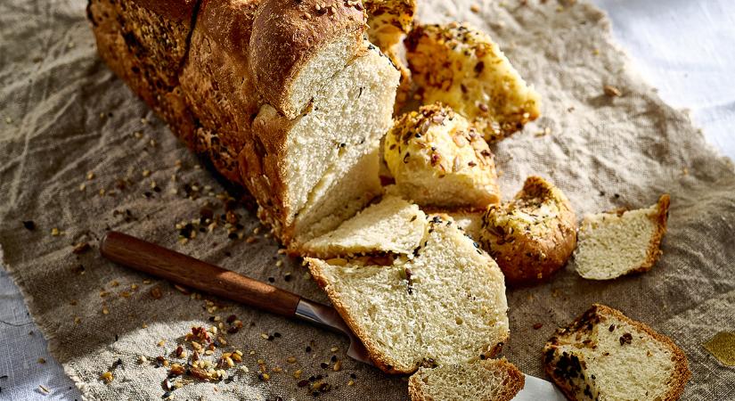 Mindennapi fehér kenyerünk: sokmagvas „buborékkenyér”