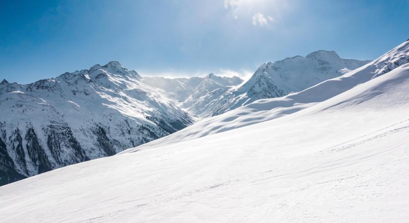 Hegymászók tragédiája az olasz Alpokban – egy apa és lánya is az áldozatok között