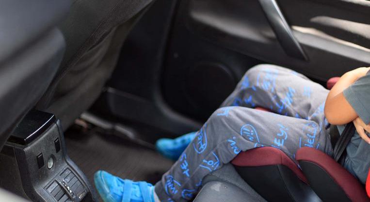 A gyerekek felét szabálytalanul szállítják az autóban