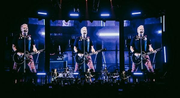 Teltházas pop-punk Halloween az The Offspring-gel és a Simple Plan-nel az MVM Dome-ban (koncertbeszámoló) - 2025.10.31.