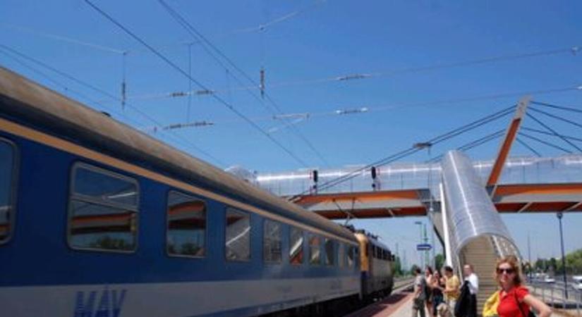 Vitézy Dávid beleállt Lázár Jánosba: Gyurcsány nyomdokai lépett a miniszter