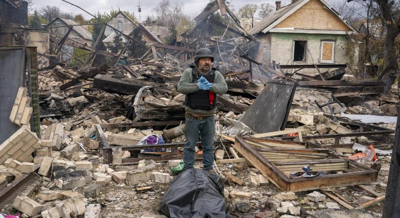 Legkevesebb 15 halálos áldozatot követeltek Ukrajna nyolc megyéjében a hétvégi orosz légicsapások