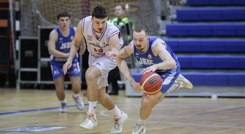 Újabb győzelem a kosarasoknál