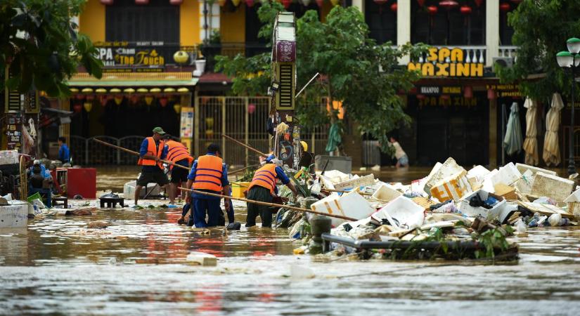 Egyre több halottja van a rekordmennyiségű esőnek