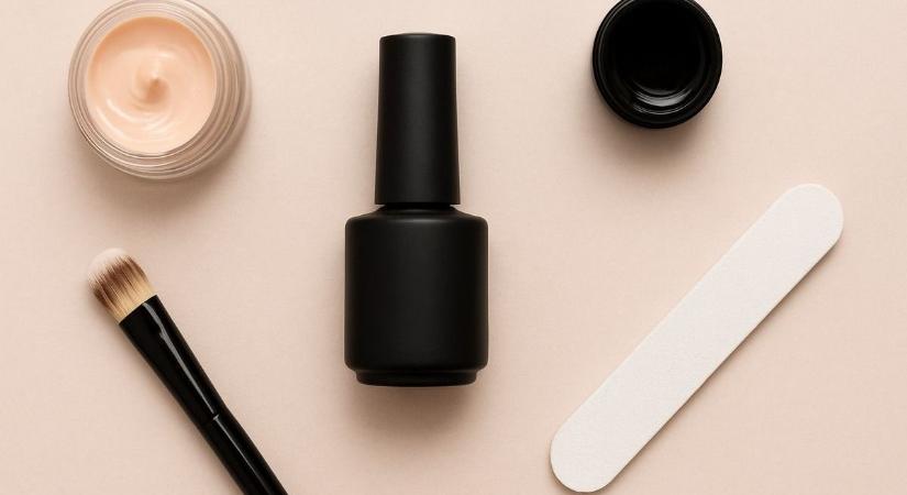 Tiltólistára kerülnek ezek az anyagok: változnak a kozmetikumok szabályai