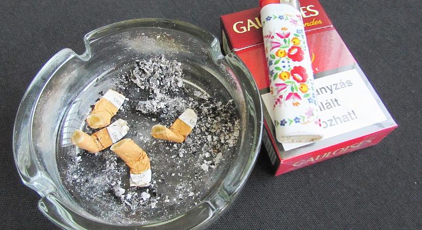 Itt a törvény: ezen a helyen soha többé nem dohányozhatnak a 2007 után született személyek