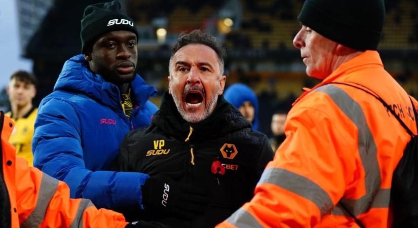 Klubtörténeti mélyponton a Premier League-csapat, kirúgták a vezetőedzőt