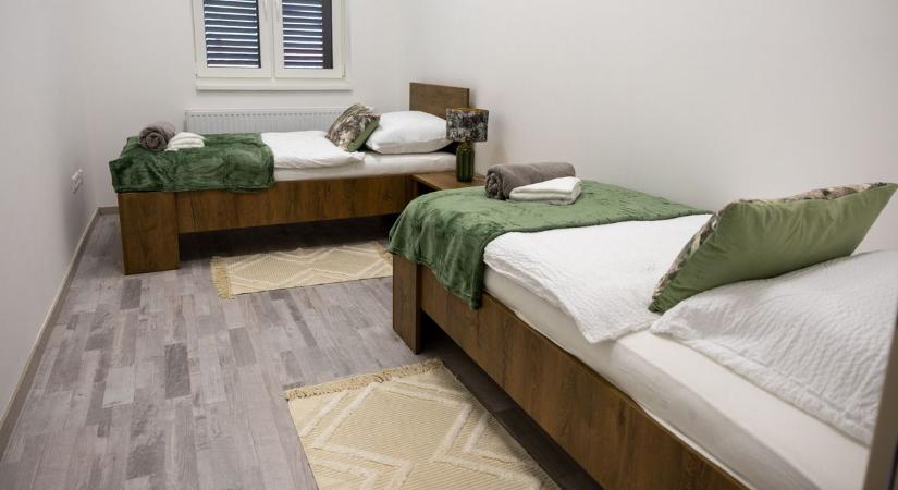 Orvosi szolgálati lakásokat adtak át Sátoraljaújhelyen