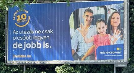 A kormány milliárdos plakátkampánnyal akart szépíteni a MÁV hírnevén