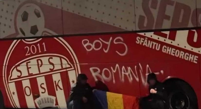Vandalizmus: Megrongálták a Sepsi OSK autóbuszát Craiován