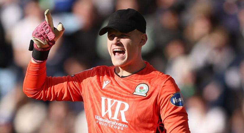 Az év egyik legnagyobb védését mutatta be a magyar válogatott kapus – videó