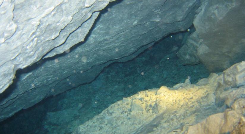 Búvártragédia: már nem tértek vissza a Hévízi-tó kutatói (galéria)