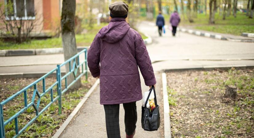 Szívmelengető, ami a néni és a szőke fiatalember között történt Nyíregyházán