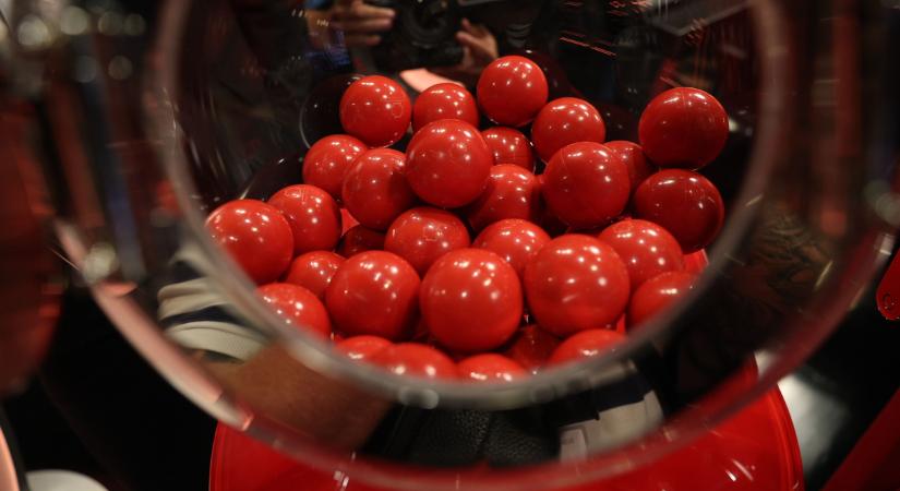 Hatoslottó: rengeteg pénzért játszottak a magyarok, ezek voltak a nyerőszámok