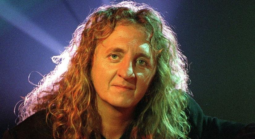 Szívszaggató! Így fest most Zámbó Jimmy sírja – Fotó